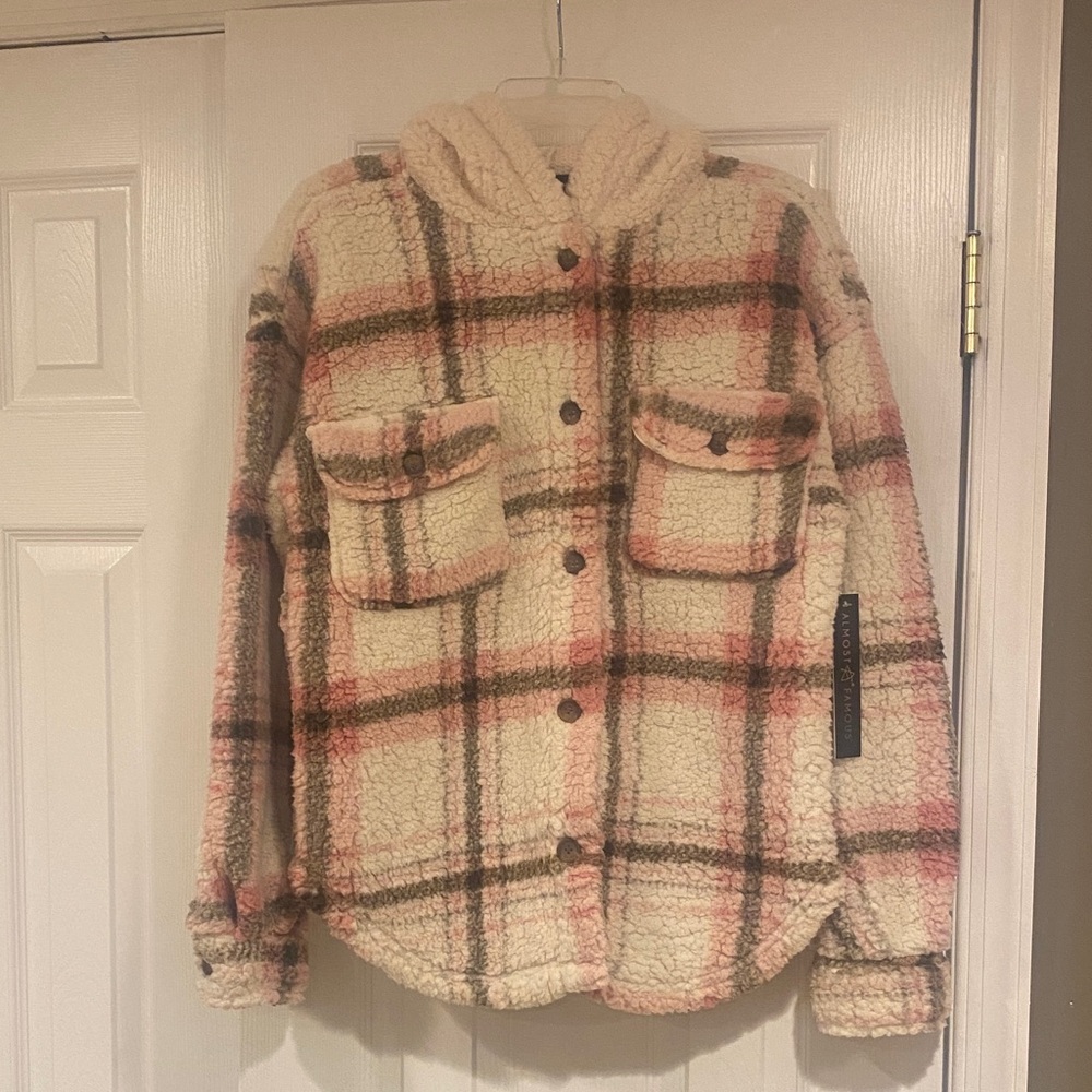 Almost Famous Plaid pink brown crème  Jacket - size women’s medium NWT